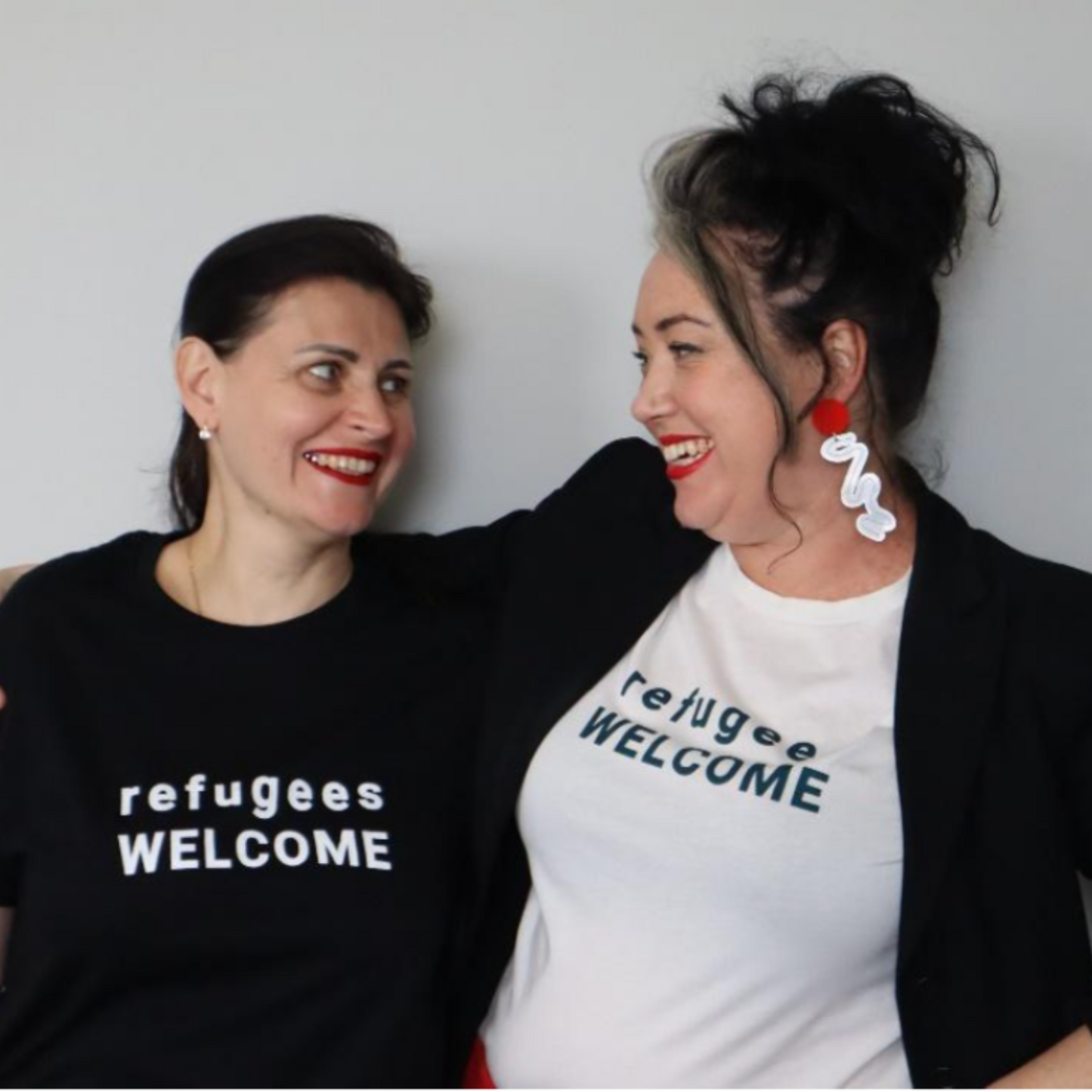 'Refugees Welcome' T-Shirt - Black