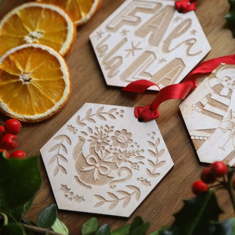 '11 Up-cycled Presents' 12 DAYS Christmas Decoration